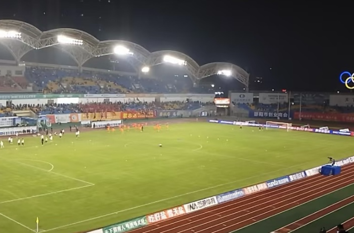 衡阳客场1:1绝平邵阳,“阳哥”握手言和!