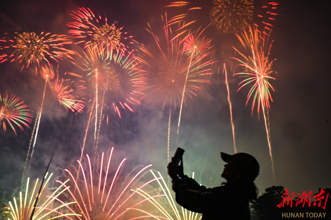 图集｜第六届浏阳焰火大会（LFC）震撼上演