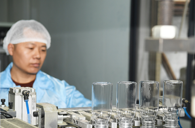 Dongyang Town in Liuyang Builds Plastic Packaging Industrial Cluster