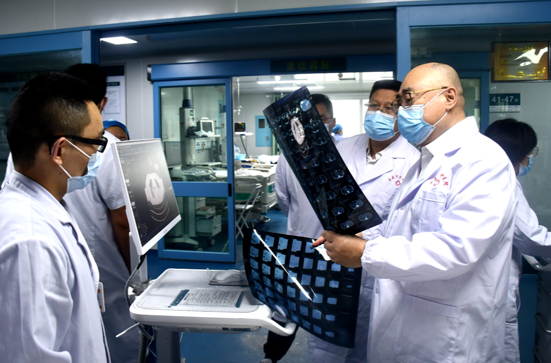 “十四五”期末考试民生答卷来了⑤丨把医疗“国家队”请进家门@湖南日报头版