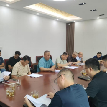 双峰：“三级”携手谋发展 振兴帮扶助中坪