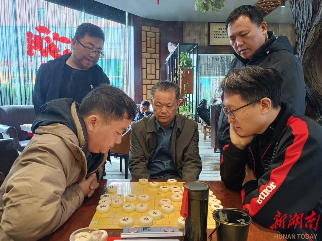 涟源近百名象棋高手切磋棋艺,团体及个人奖项揭晓