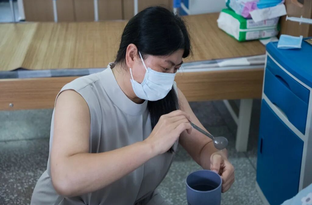 慢性疼痛是病 不能“忍忍就过去”