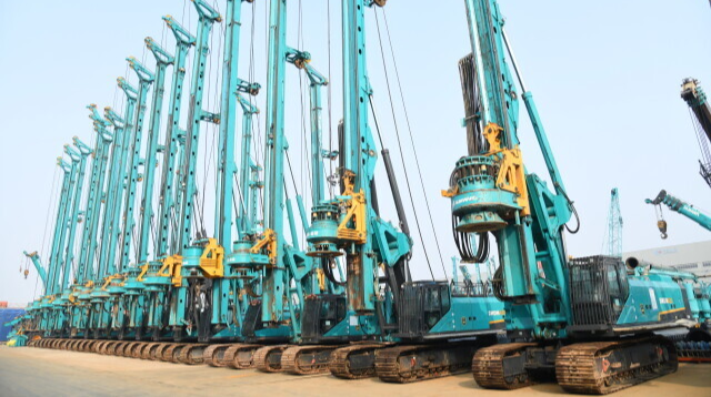 优化营商环境“十佳”案例①丨二手工程机械出口按下“加速键”