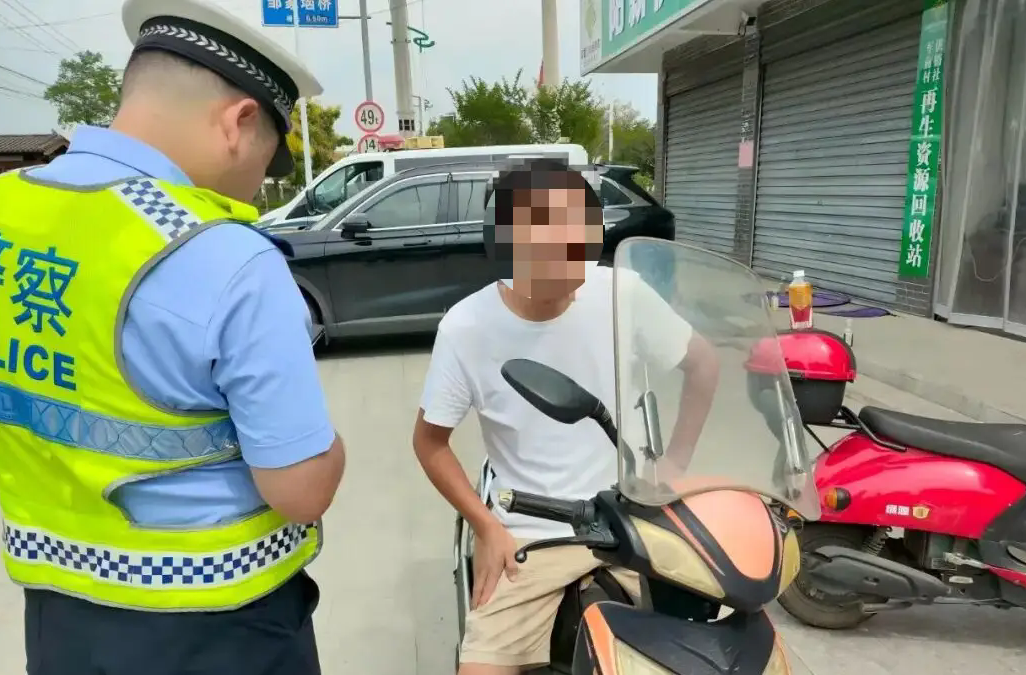 北京正试点抓拍电动自行车违法，已有市民收到罚款短信