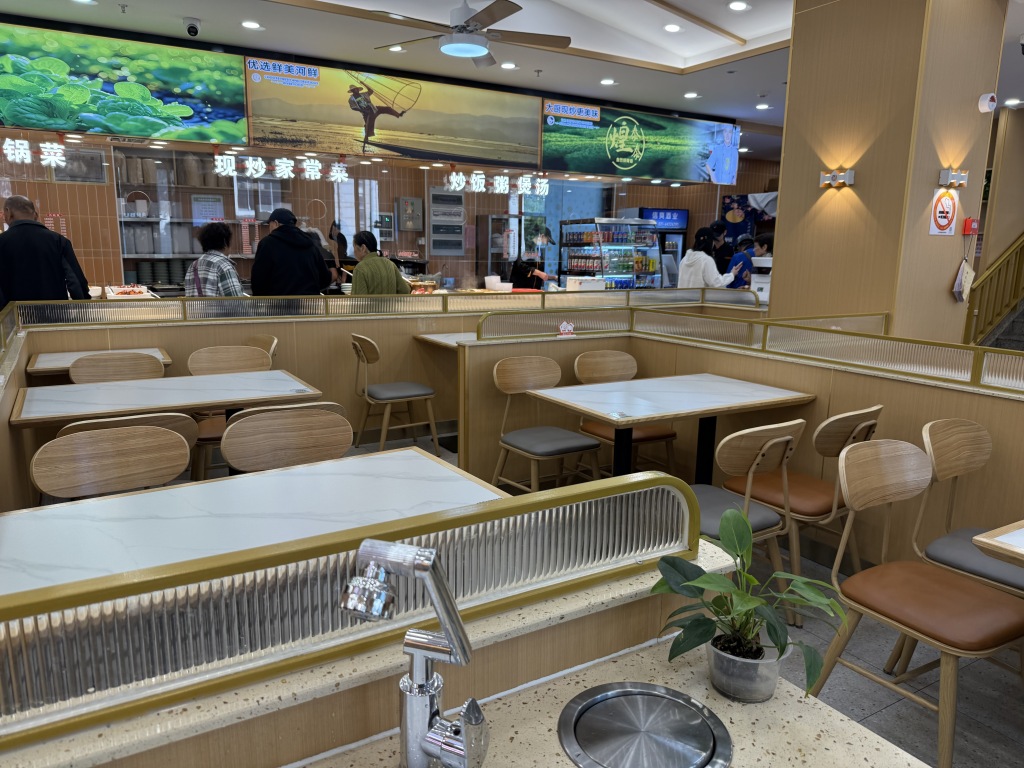 三大外卖平台均已上线“堂食”标识,认证标准是什么?记者走访