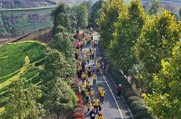 2025 Anhua Children's Walking Competition Kicks off