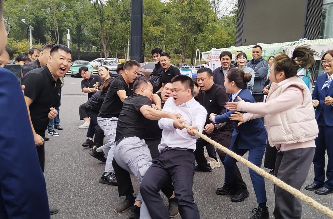 党建引领聚合力 邻里共治暖人心