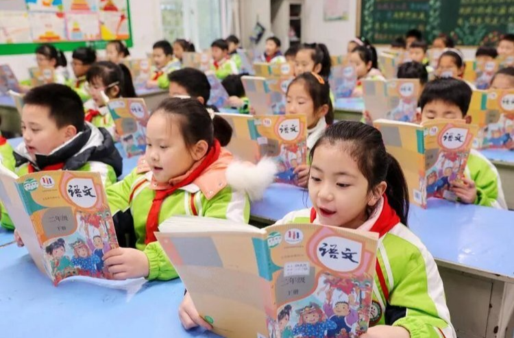 孩子们满嘴“包的”“666”，我们该怎么办？