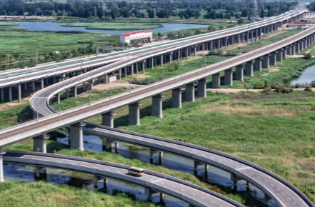 事关道路交通安全和通行,3项强制性新国标将实施