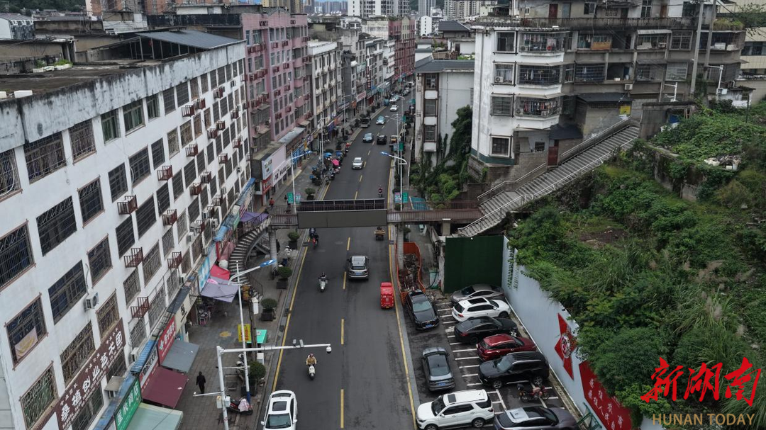 雨污分流+街道提质 桑植县城区告别“污水横流、道路坑洼”旧貌