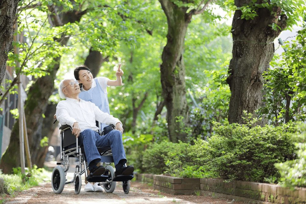 湖南开放大学党委书记龙献忠 | 推动老年教育价值重构 积极应对人口老龄化