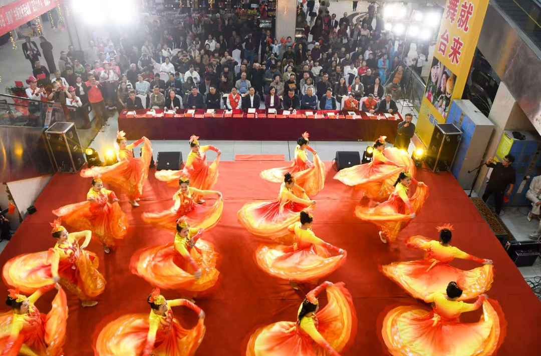 临湘：敬老爱老情意浓 文明实践树新风