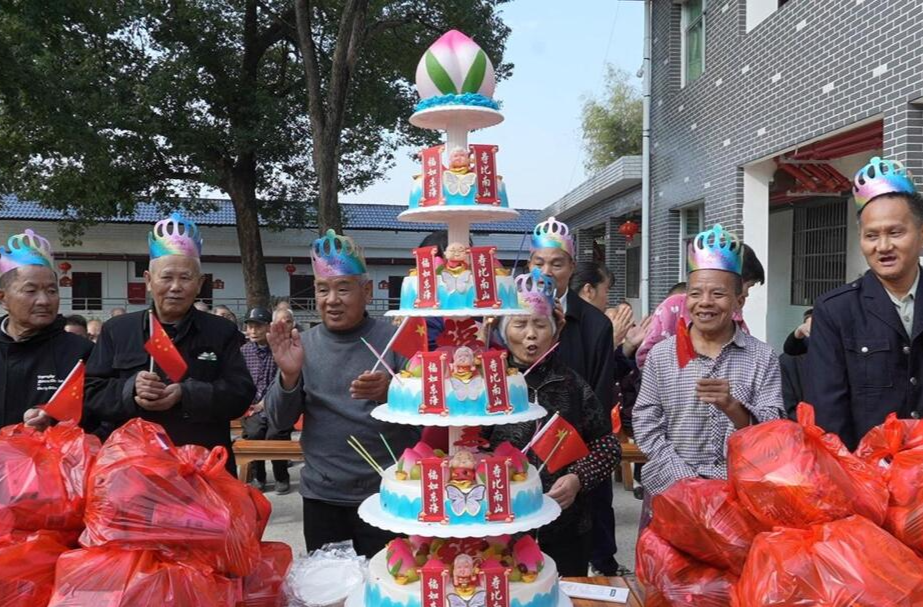 攸县宁家坪:重阳敬老行,孝润桑梓心