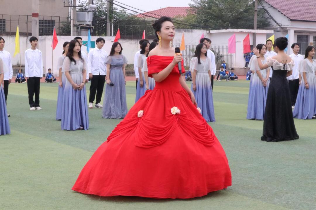 衡南县五中举办第41届校园体育文化节