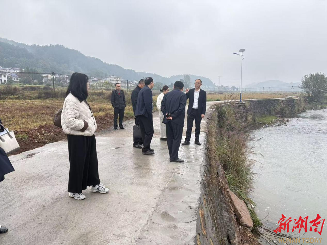 六个请求现场办！六个一暖心启动！