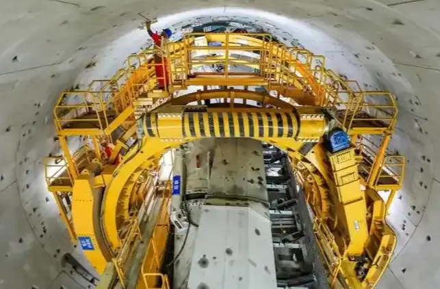 好评中国丨“湘”当牛气 “造”就重器