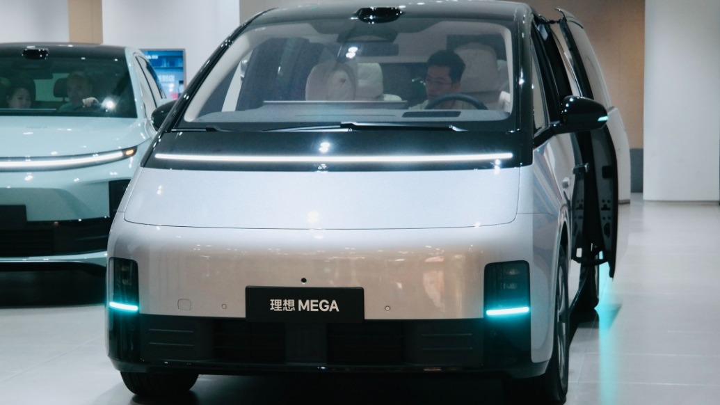 理想回应召回1.1万辆MEGA:起火事件尚未形成最终技术结论,内部调查显示同批次冷却液防腐性能不足