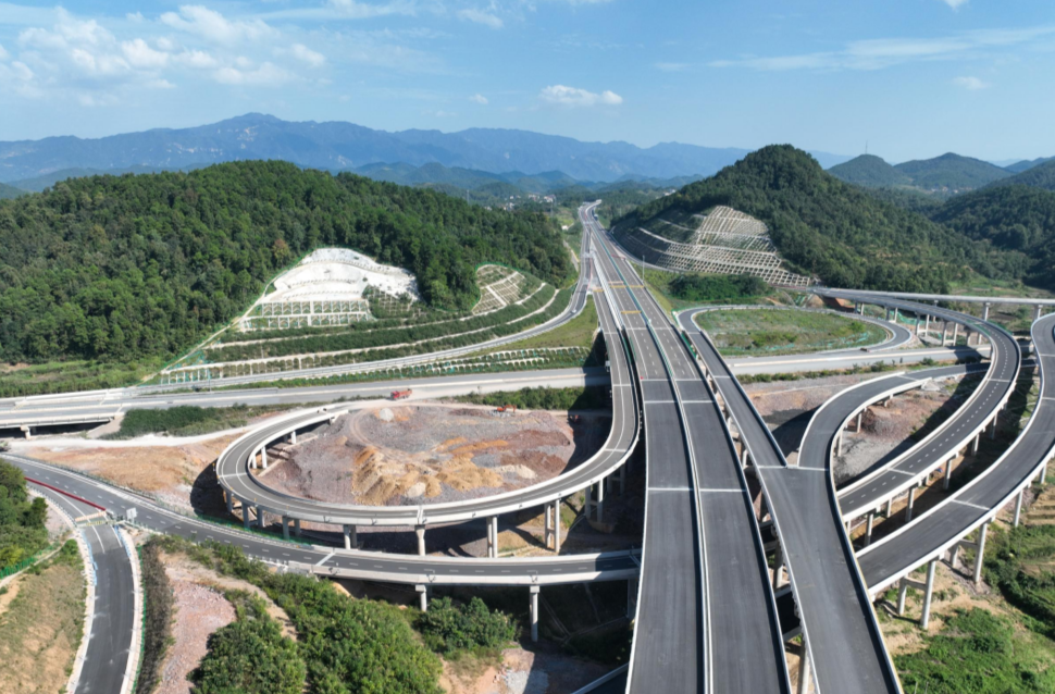 冲刺四季度⑧丨G59呼北高速新宁段预计年底通车