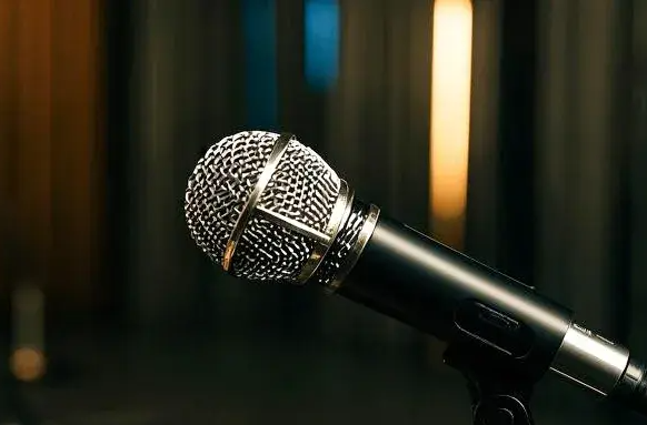 这些公务员，不得批准辞去公职→