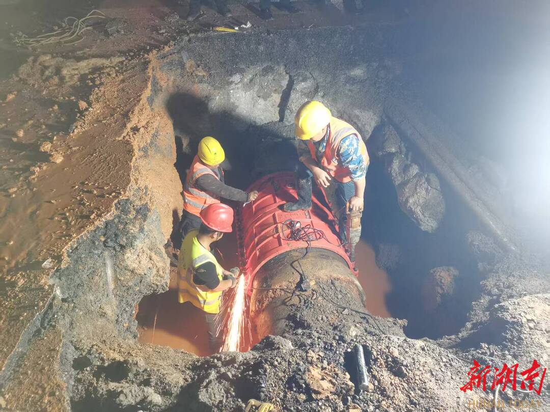 常德供水协同作战连夜抢修保障民生用水
