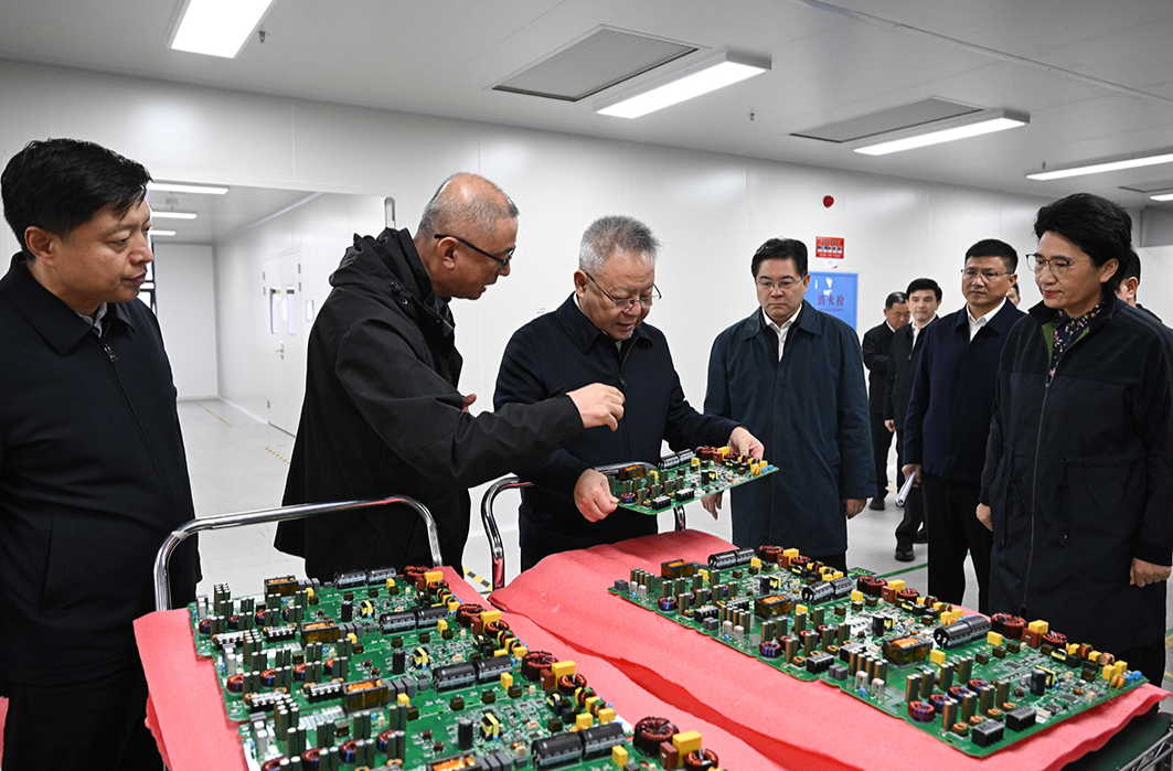 沈曉明調(diào)研湘西州經(jīng)濟(jì)社會(huì)發(fā)展情況