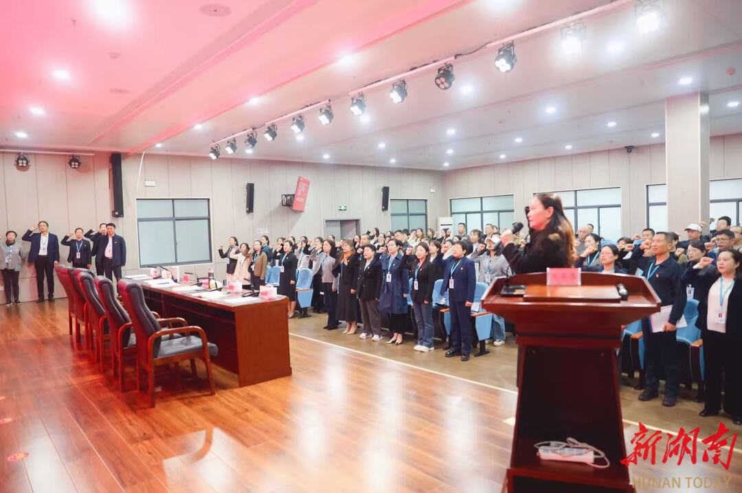 株洲市中医伤科医院:启动“三树三改”专项行动 吹响行政作风建设“冲锋号”