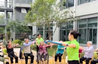 养老人才短缺如何破解？看“养老服务师”的机遇与挑战