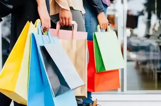 “半个多月1000块钱就用完了”！看到高中生儿子的消费记录，这位妈妈破防了