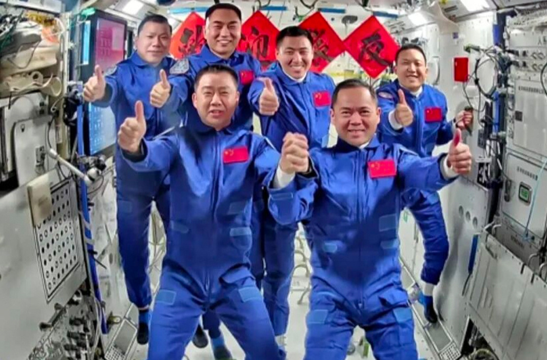 宇宙级全家福，中国有7张了！