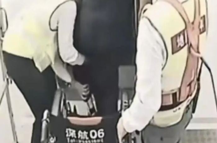 郑智化，微博所有内容已不可见