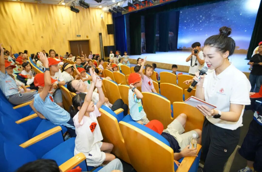 用心用情用力服务职工子女寒暑假托管