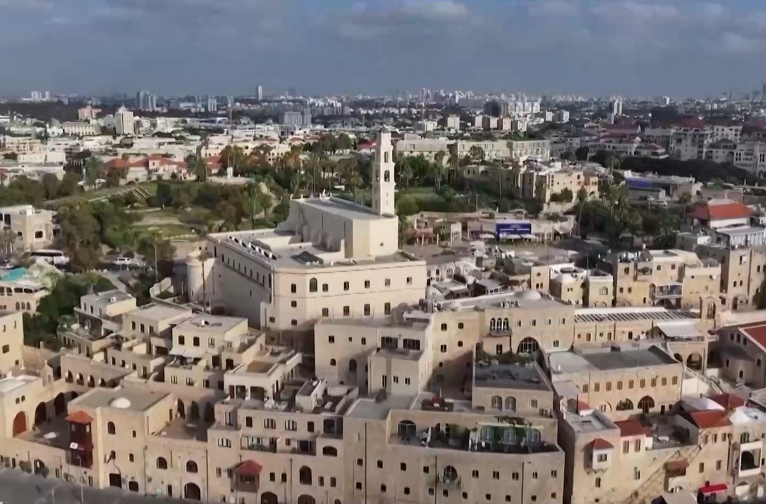 虐囚事件发酵 高官引咎辞职 以总理称遭“严重公关危机”