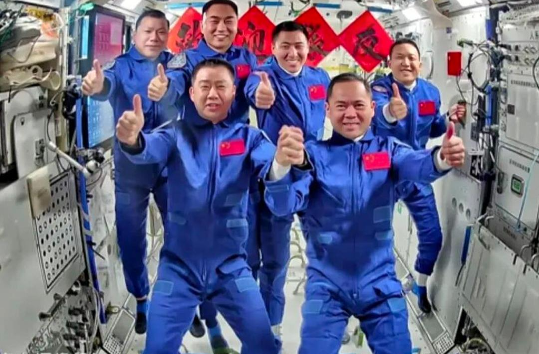 “太空交接”完成！神二十航天员11月5日返回地球