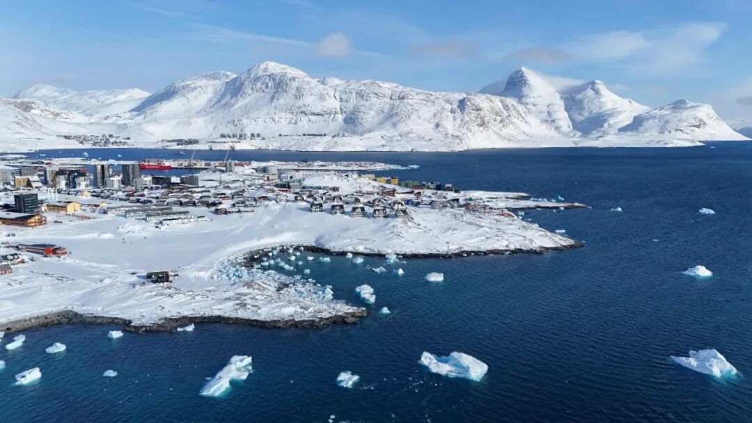 世界最大岛，正在缓缓飘走 ……