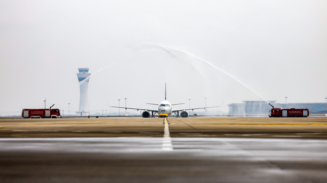 长沙往返香港直飞航正式开通