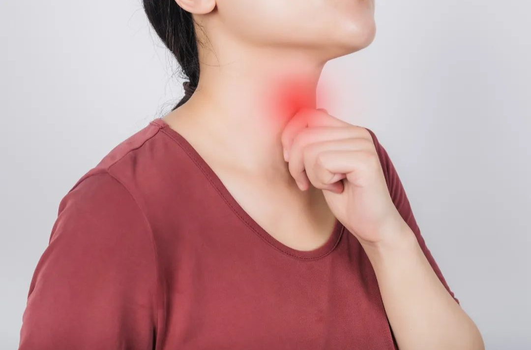 为什么每次感冒都从嗓子疼开始？有啥办法能把病“压下去”