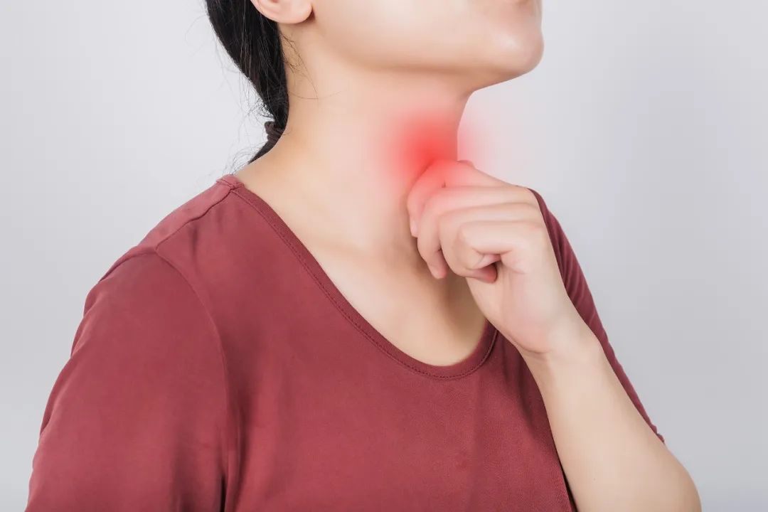 为什么每次感冒都从嗓子疼开始？有啥办法能把病“压下去”