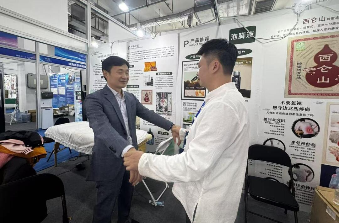 初创品牌新增百万产值，西仑山银博会上遇惊喜