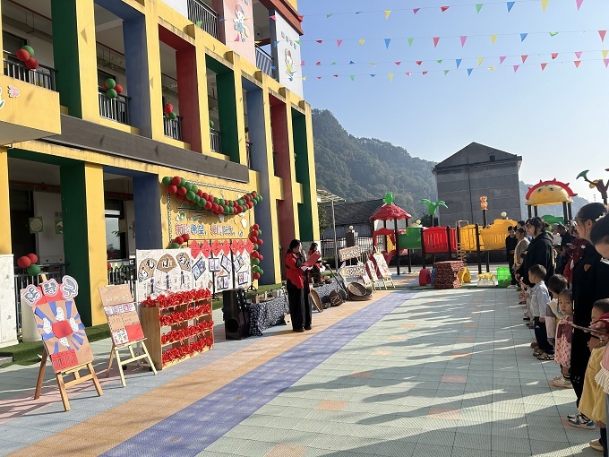 老游戏“活”了！石门县白云镇中心幼儿园亲子运动会串联两代童年