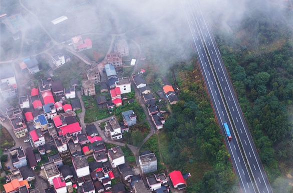 Transport Network Expanded to Facilitate High-quality Development