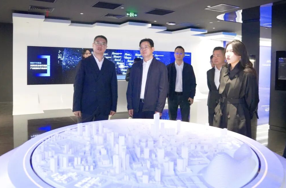 黄军其带队赴上海、杭州、海南开展招商考察