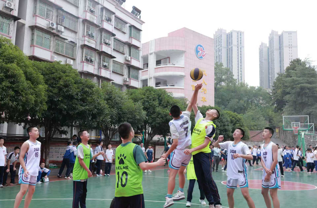 “青春启航、篮下飞扬”——郴州市九中初二年级校园篮球班级赛圆满落幕