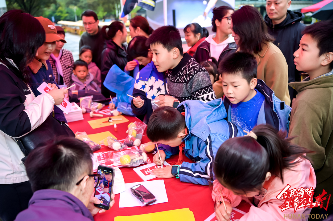 当消防宣传遇上非遗游园：雨花消防“119”活动解锁新玩法