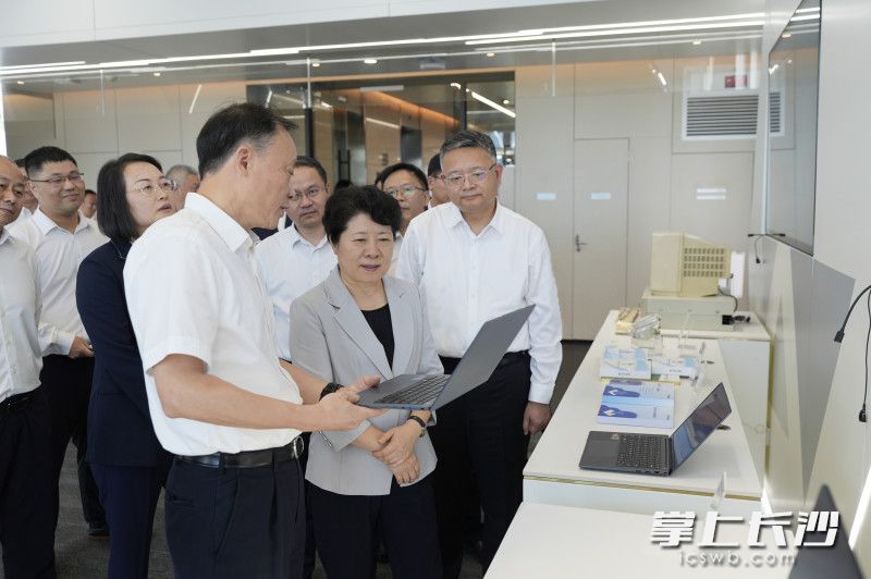 吴桂英赴深圳招商考察