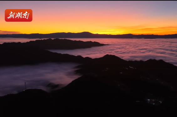 视频丨资兴回龙山：云海光影交织 绘就自然画卷
