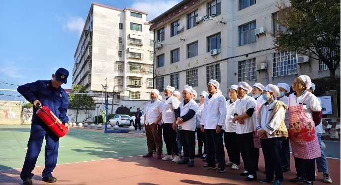 衡南县九中开展食堂工作人员消防安全培训