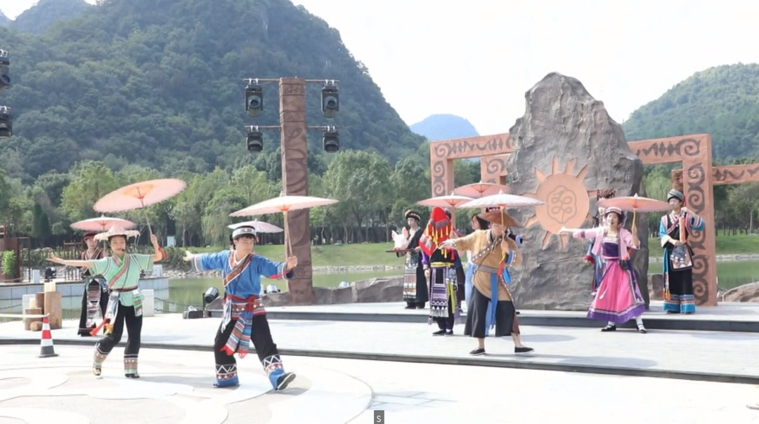 宁远九嶷山景区在服务上持续“加码”，迎来错峰出游小高峰