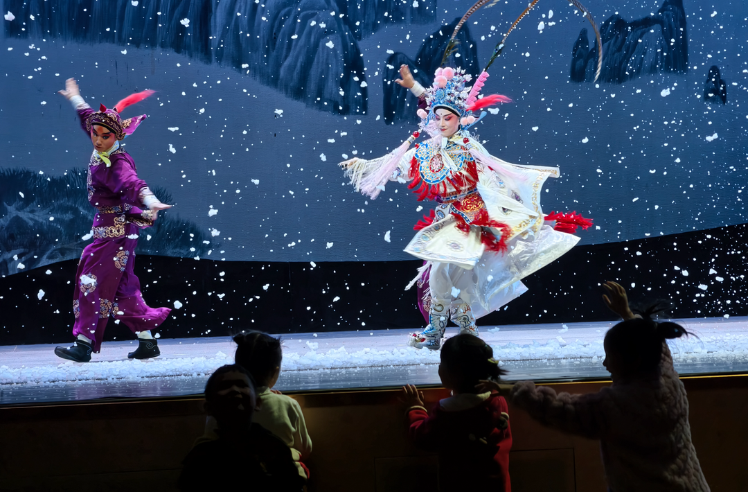 经典湘剧《白兔记》走进新化惠泽民心