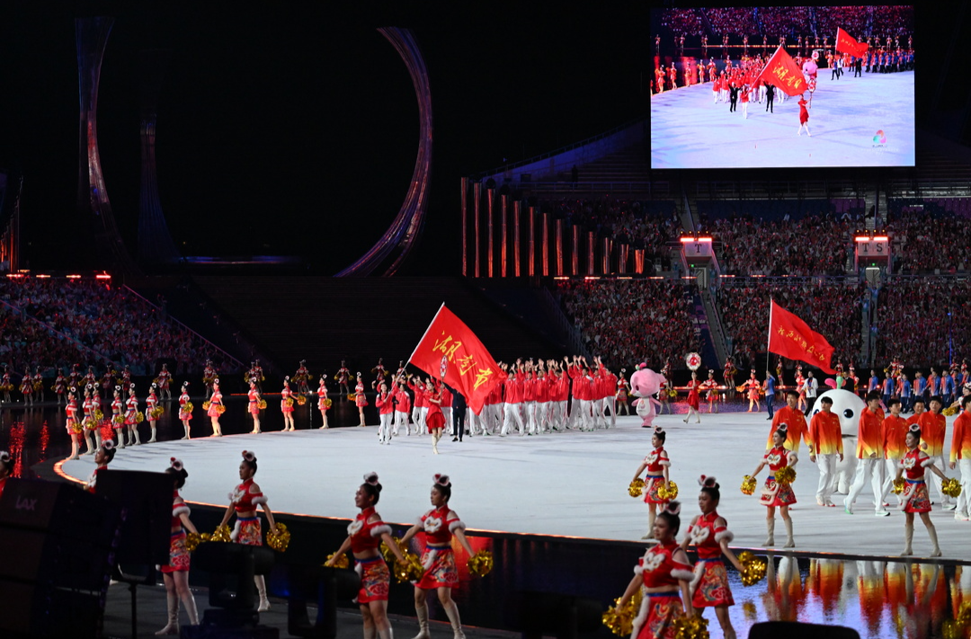 “十五运”开幕式举行，湖南省代表团出场